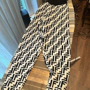 Black And White leggings